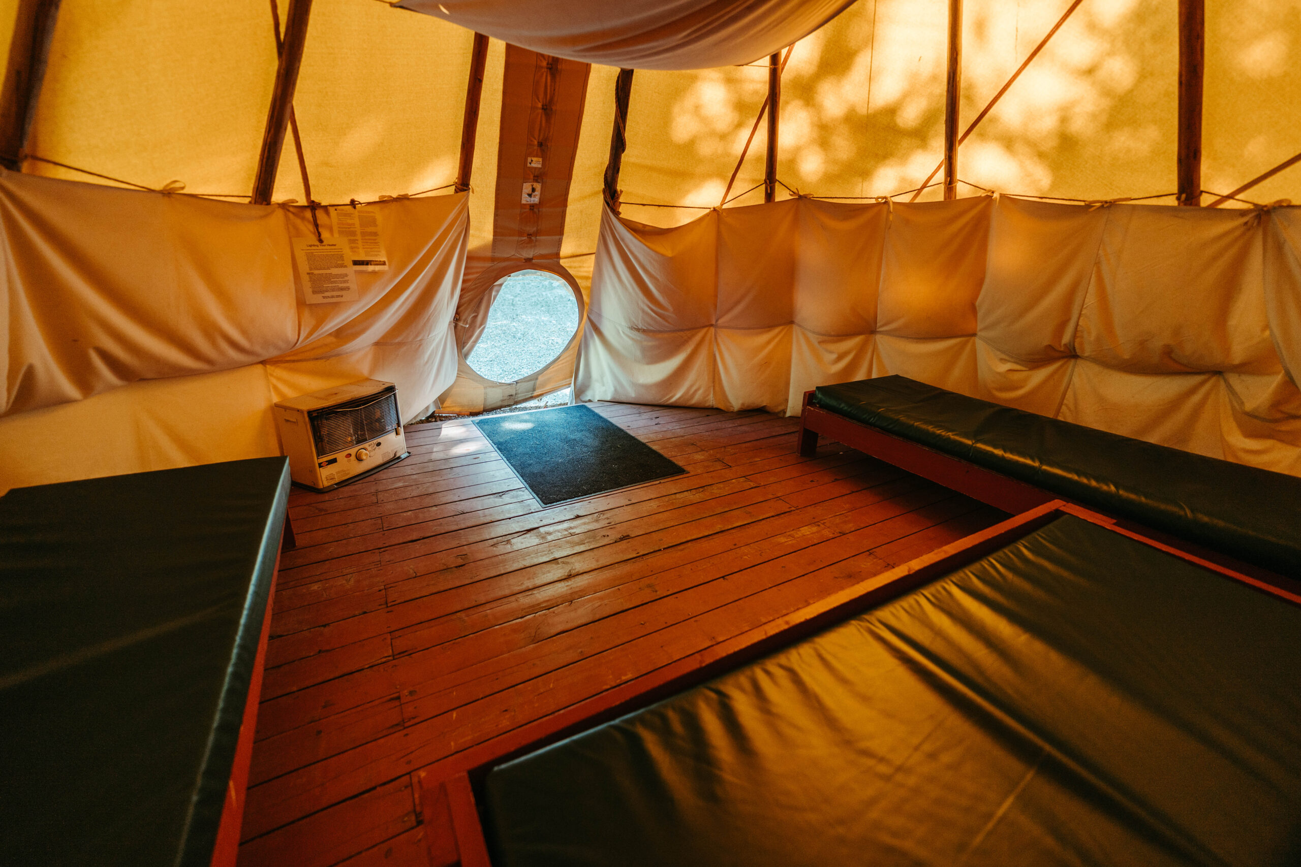 Interior Tipi