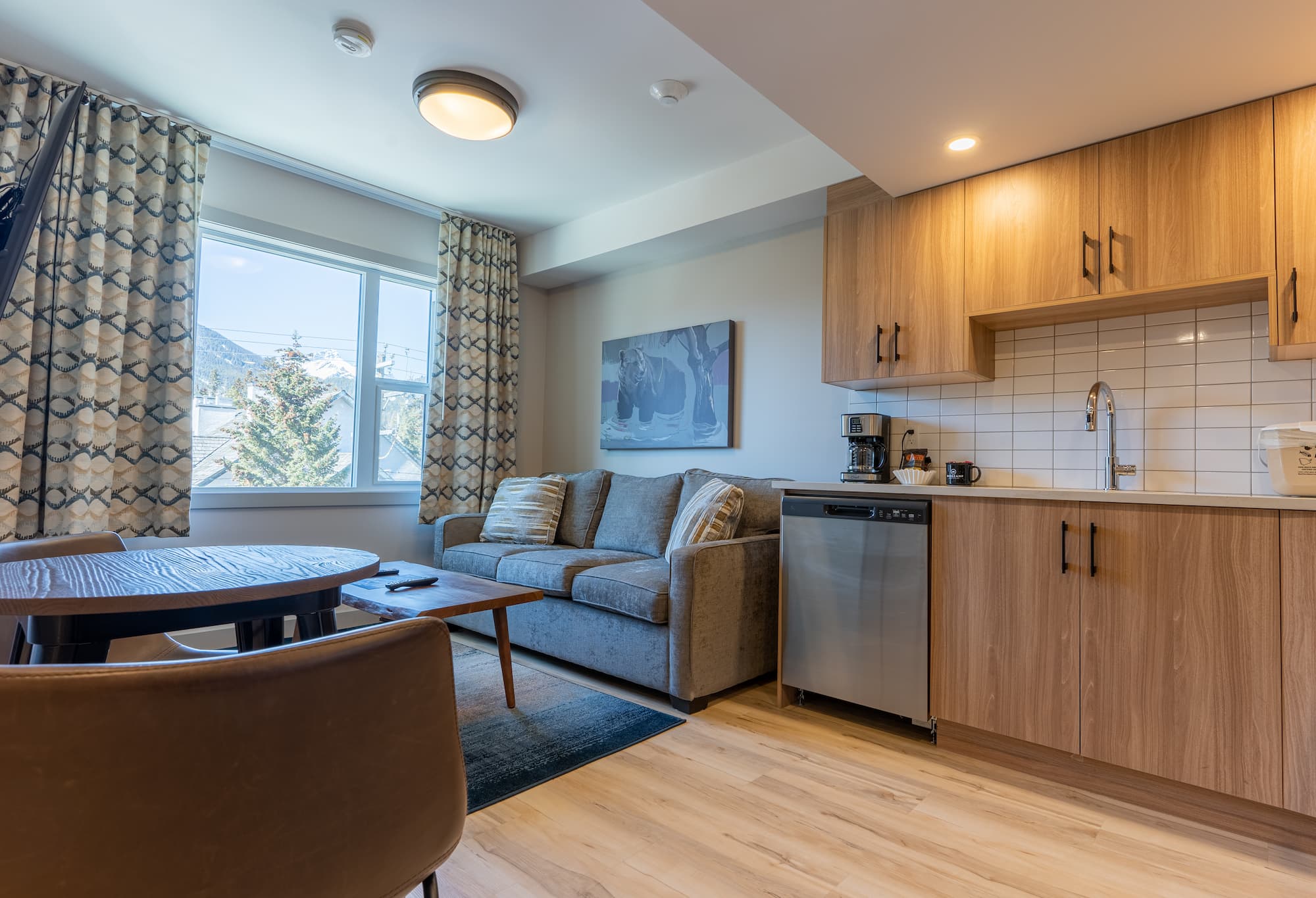 One Bedroom Apartment (1 of 6)