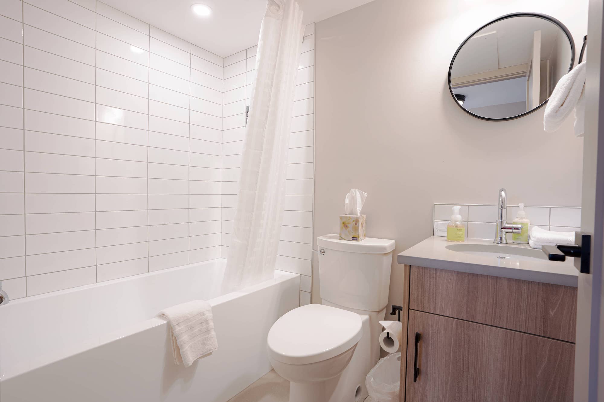 Superior Two Bedroom Apartment 6